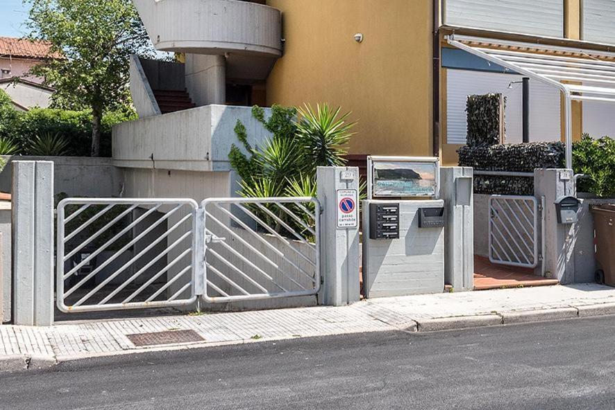 Bilocale Con Giardino A 100 Mt Dal Mare Di Marcelli - M053 Exterior foto
